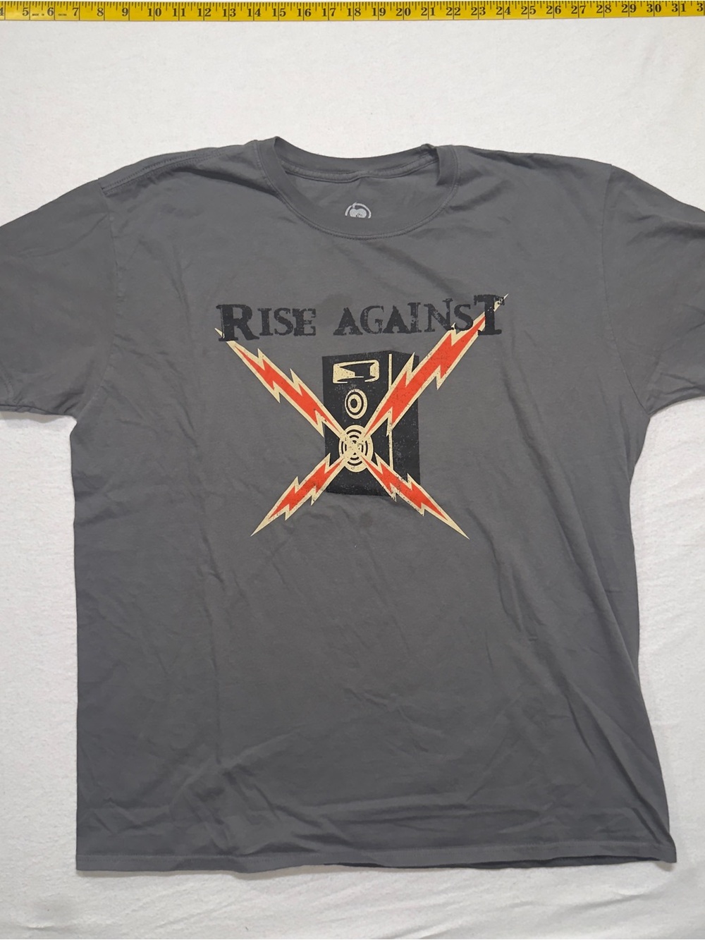 Rise against band graphic tee